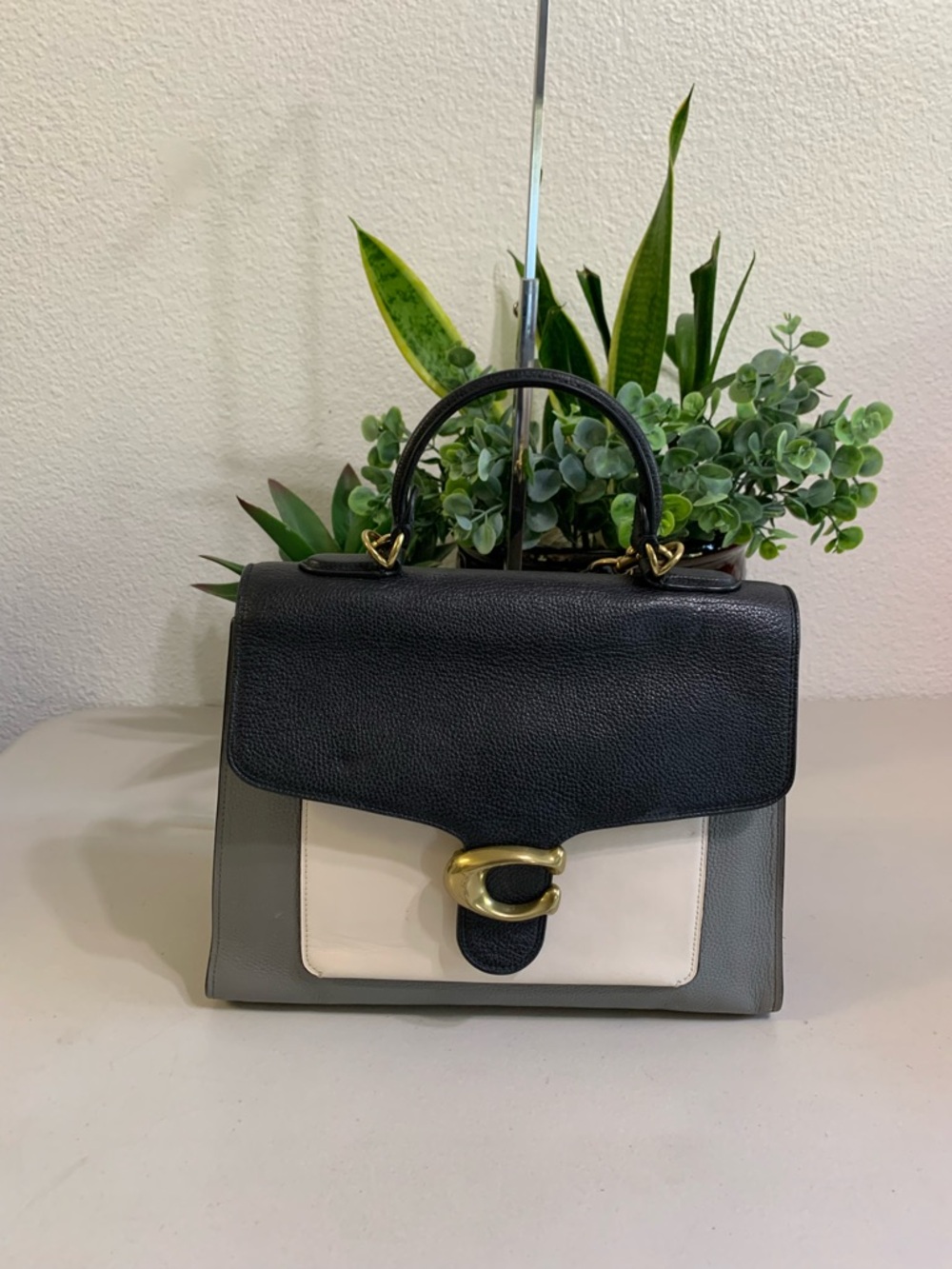 👜💕 COACH Luxury Tri-Color Top Handle Satchel - Black, Gray & Cream